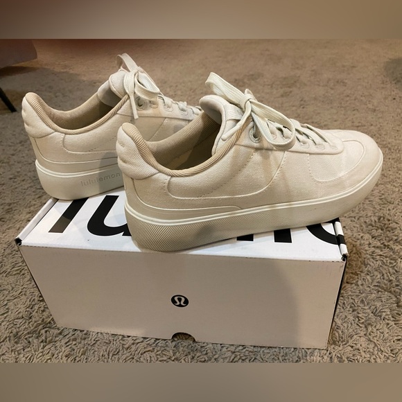 🤍💗lululemon | women’s canvas CityVerse sneaker | 6.5 | EUC - Picture 8 of 13